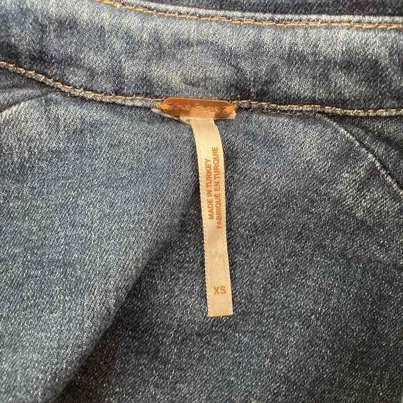 Free People Dynomite Blue Denim Dress Snap Front Medium Wash Mini Size XS - Picture 12 of 12